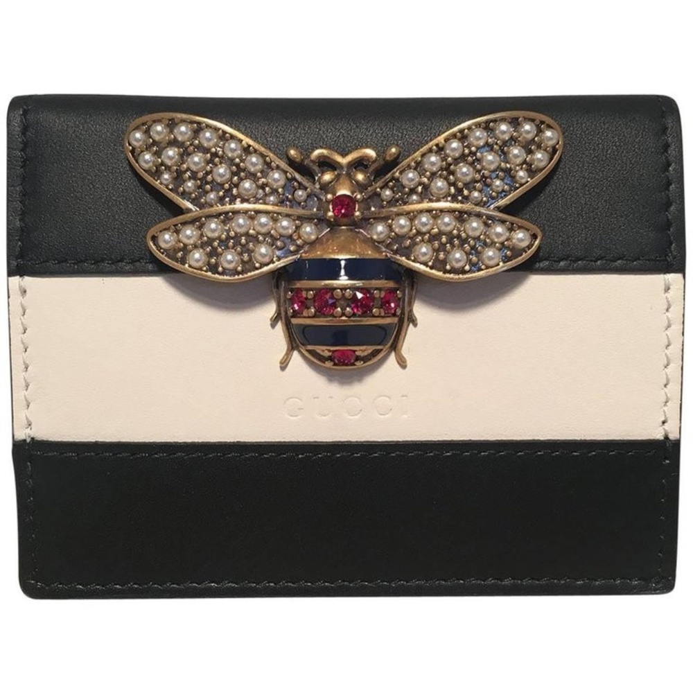 Wow! Gucci Queen Margaret Black & White wallet